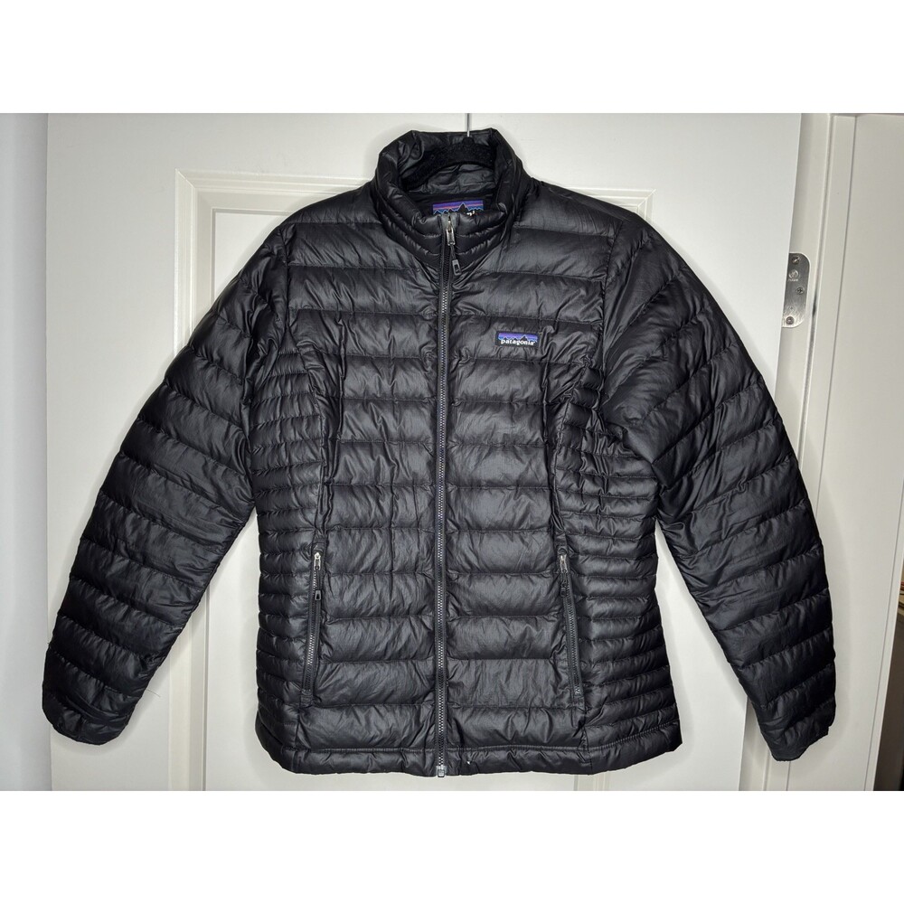 Patagonia Women’s Down Sweater in Black Puffer Coat Size Medium - Picture 3 of 11